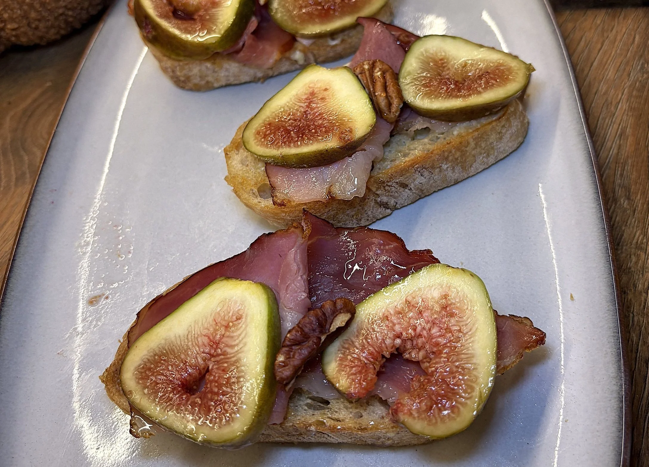 A Füge titka, avagy mi történik, ha találkozik a sonka sós ízvilágával? 2 tt IMG 6386 250926 092659 scaled e1758879047167