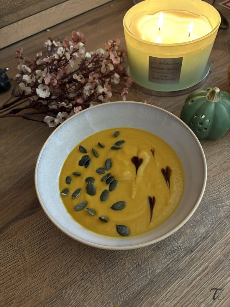 Őszi szezon kedvence: selymes sütőtök krémleves 6 tt IMG 6479 251004 082218