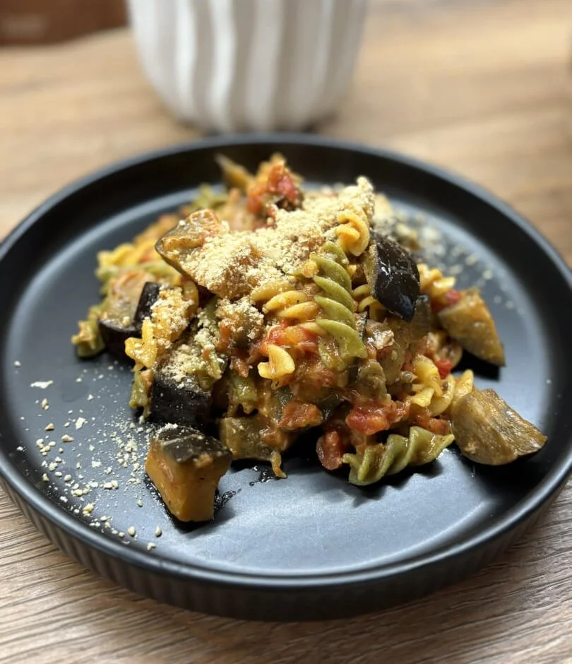 La Dolce Vita tejmentesen – padlizsános-paradicsomos tészta 2 tt IMG 8330 251022 070418 scaled e1761117120838