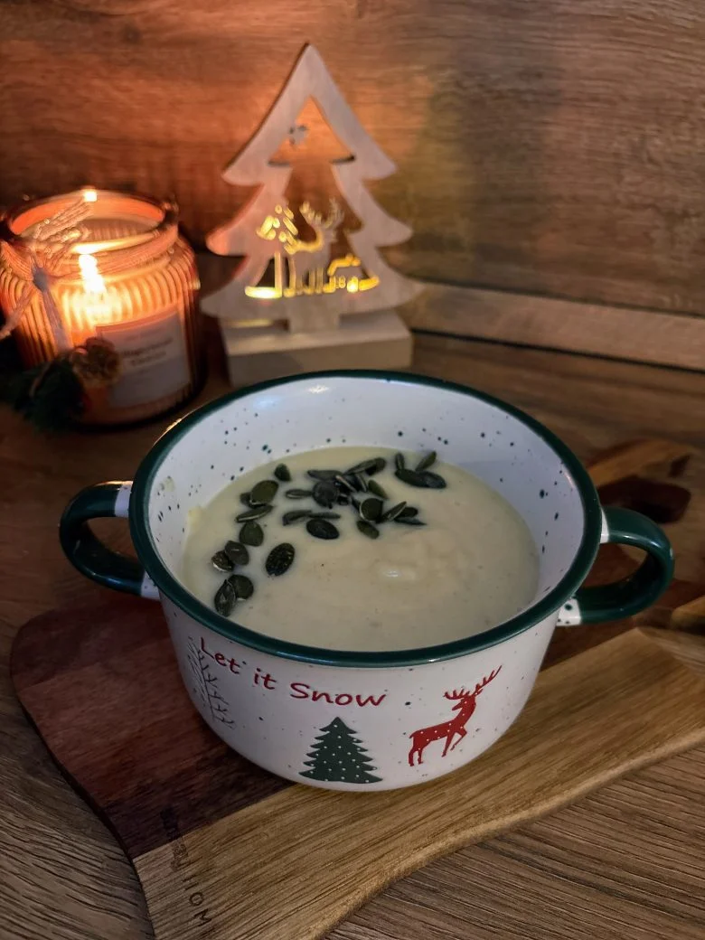 A zeller elegáns arca: krémes téli leves körtével és fűszerekkel 6 tt IMG 9525 251204 010413