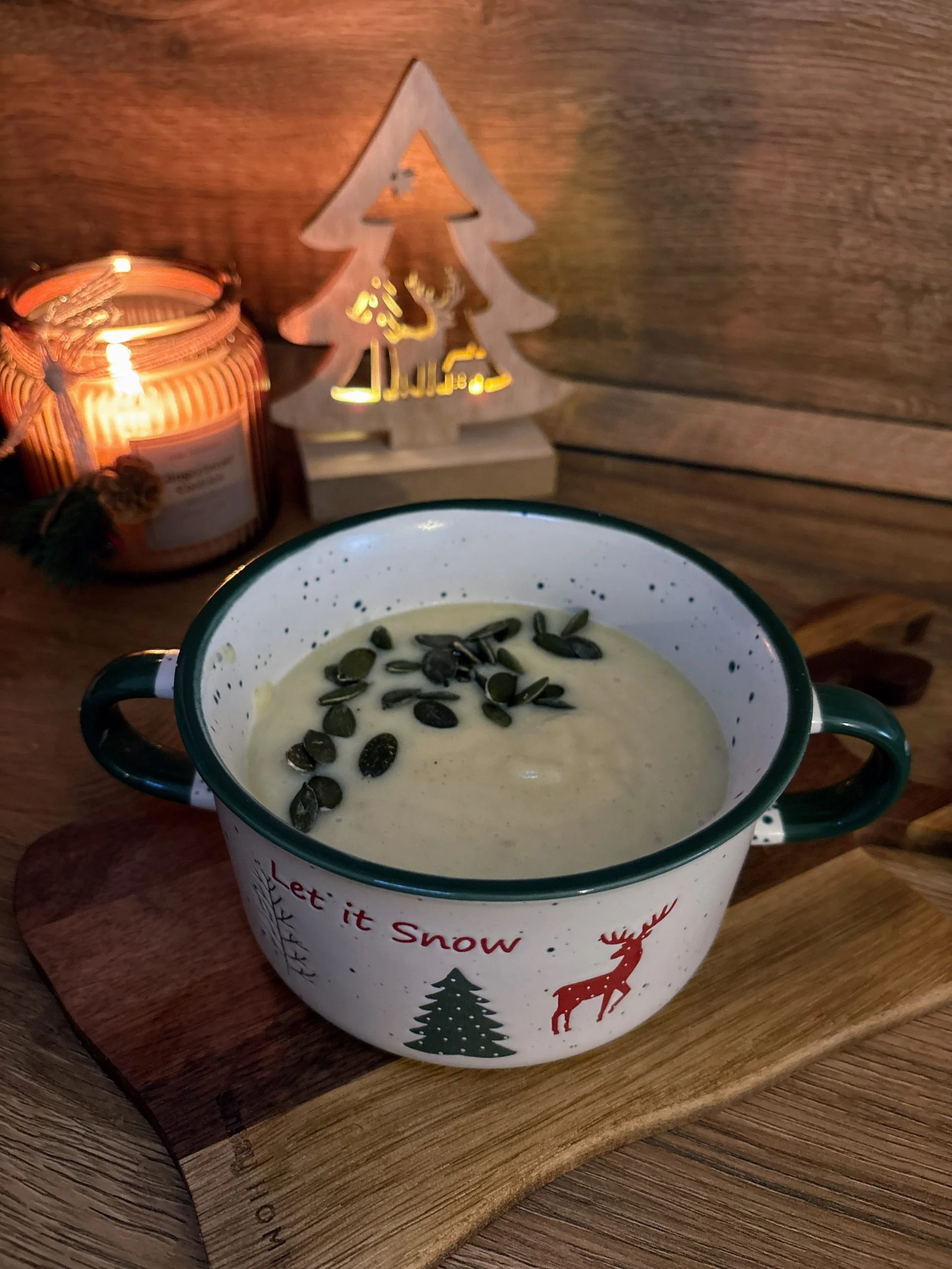 A zeller elegáns arca: krémes téli leves körtével és fűszerekkel 2 tt IMG 9525 251204 010413 scaled